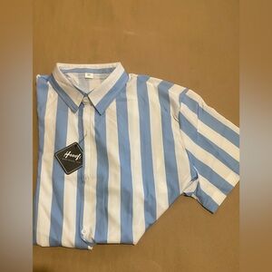 Hooyi Men’s Short Sleeve Shirt NWT